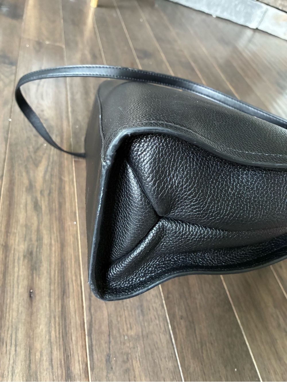 Michael Kors Black Leather Logo Tote Bag NWOT - Picture 7 of 15